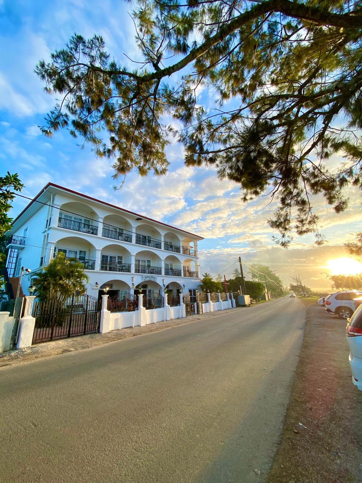 Little Italy Hotel Nuku'alofa Zewnętrze zdjęcie