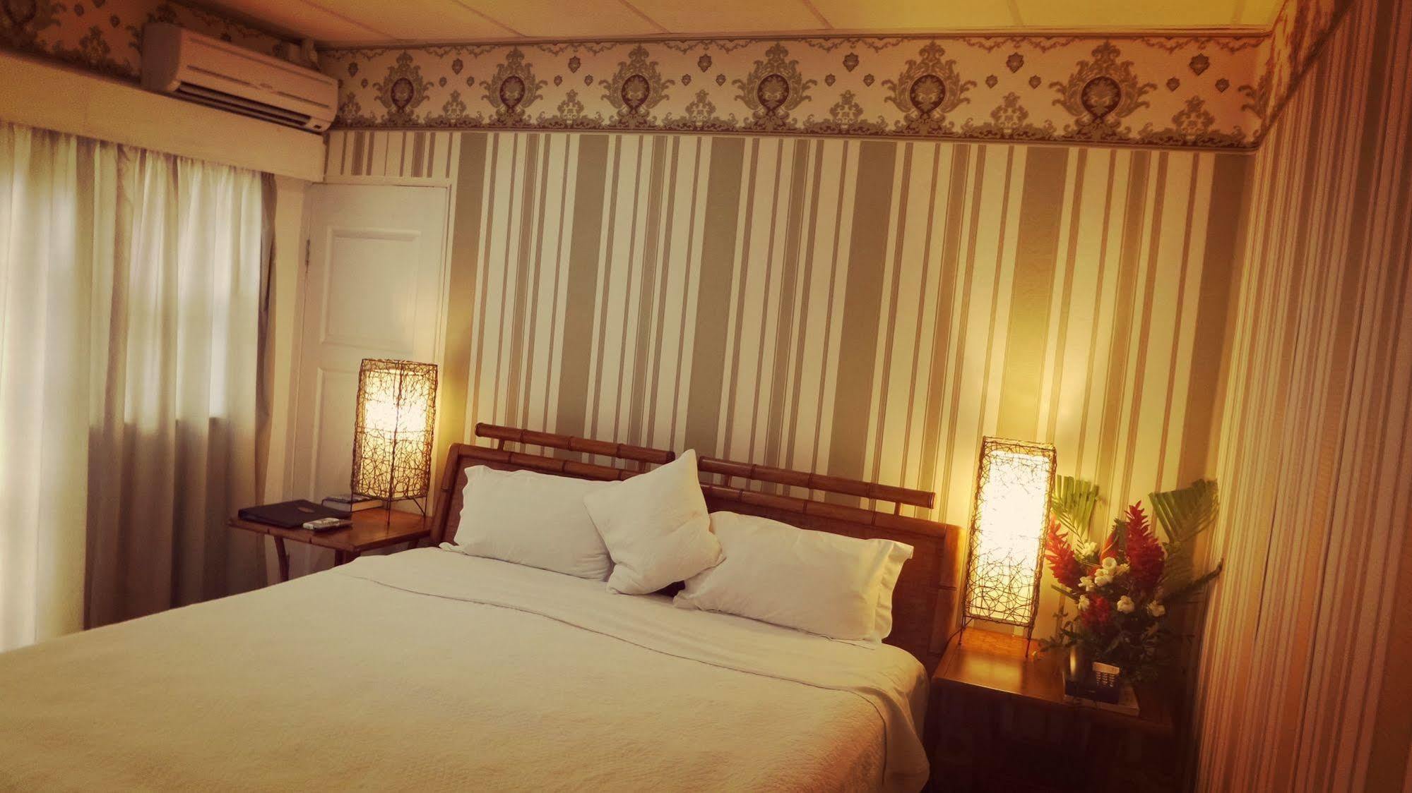 Little Italy Hotel Nuku'alofa Zewnętrze zdjęcie